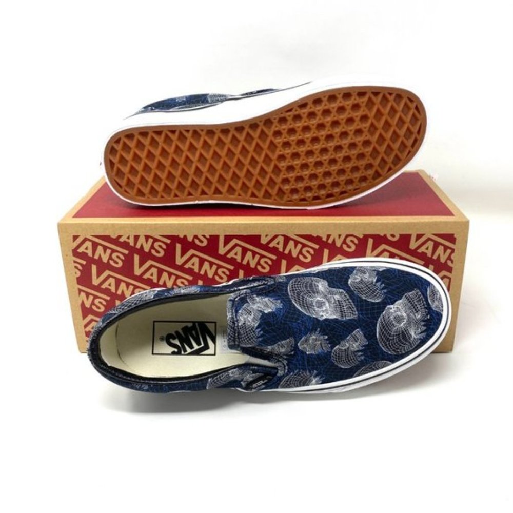 💖MEGA SALE💖VANS Men VN0A33TB9IB Classic Slip On Wireframe Skull Black - Picture 3 of 10
